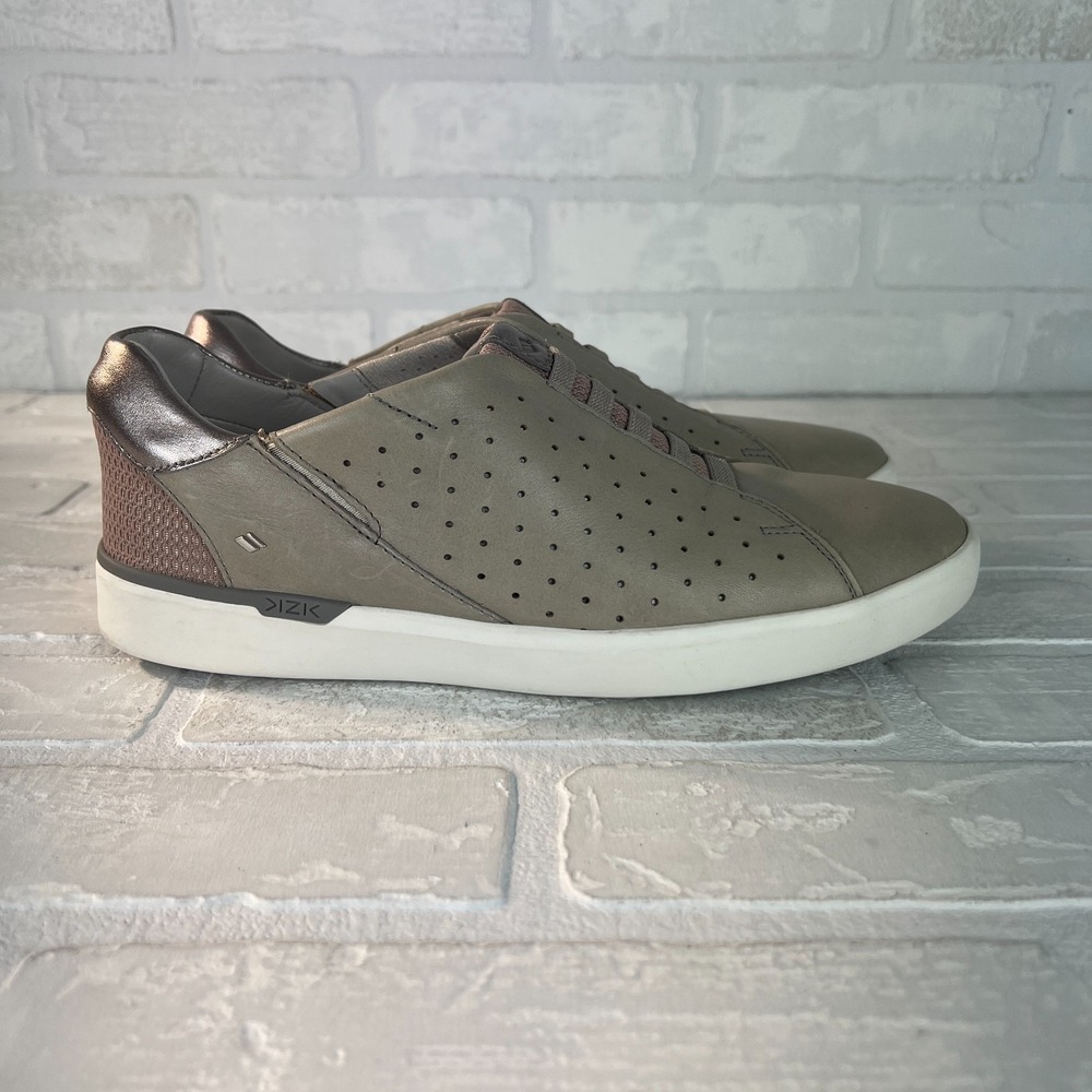 Kizik Miami Sneakers Womens 8 M Gray Metallic Leather Comfort Slip On Hands Free - Picture 2 of 13